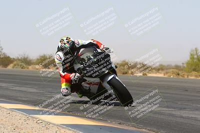 media/Mar-28-2022-Superbike Trackdays (Mon) [[b8603d0f67]]/Open Track Time/Turn 3 Inside/